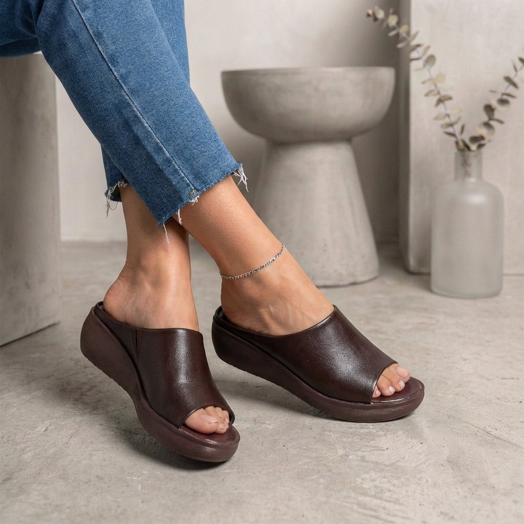 Platform Slide Sandals for Women – Stylish Everyday Comfort