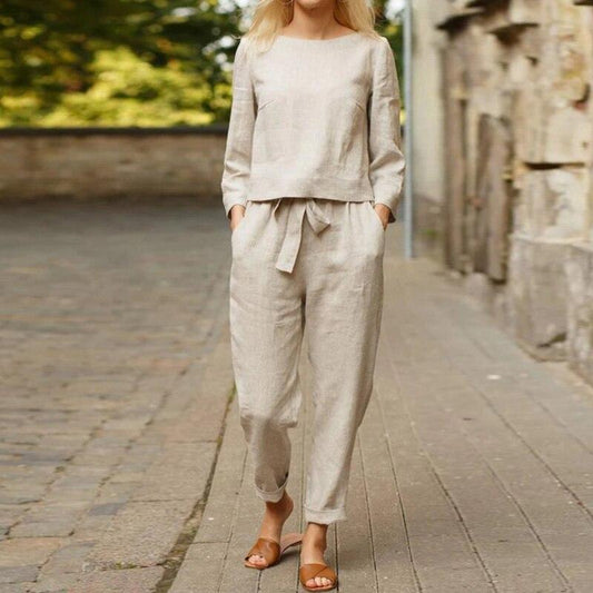 Ines - Beautiful women's ensemble in soft linen