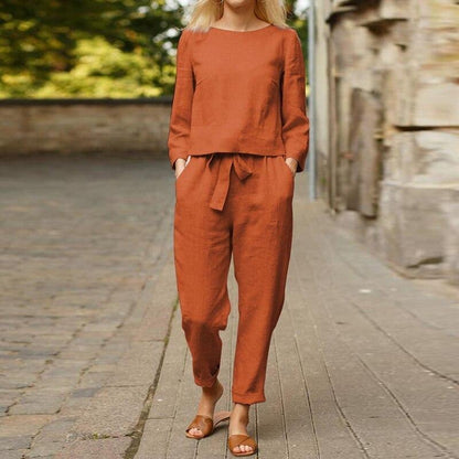 Ines - Beautiful women's ensemble in soft linen