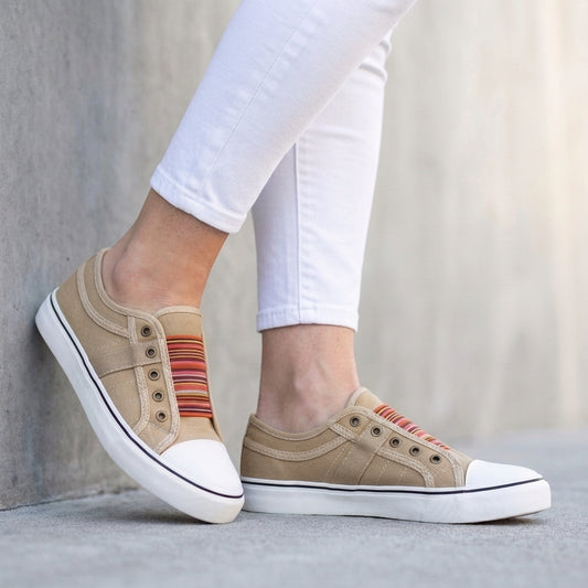 Casual Canvas Sneakers – Lightweight & Everyday Comfort