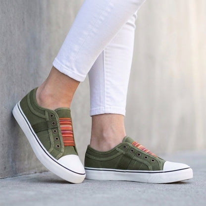 Casual Canvas Sneakers – Lightweight & Everyday Comfort