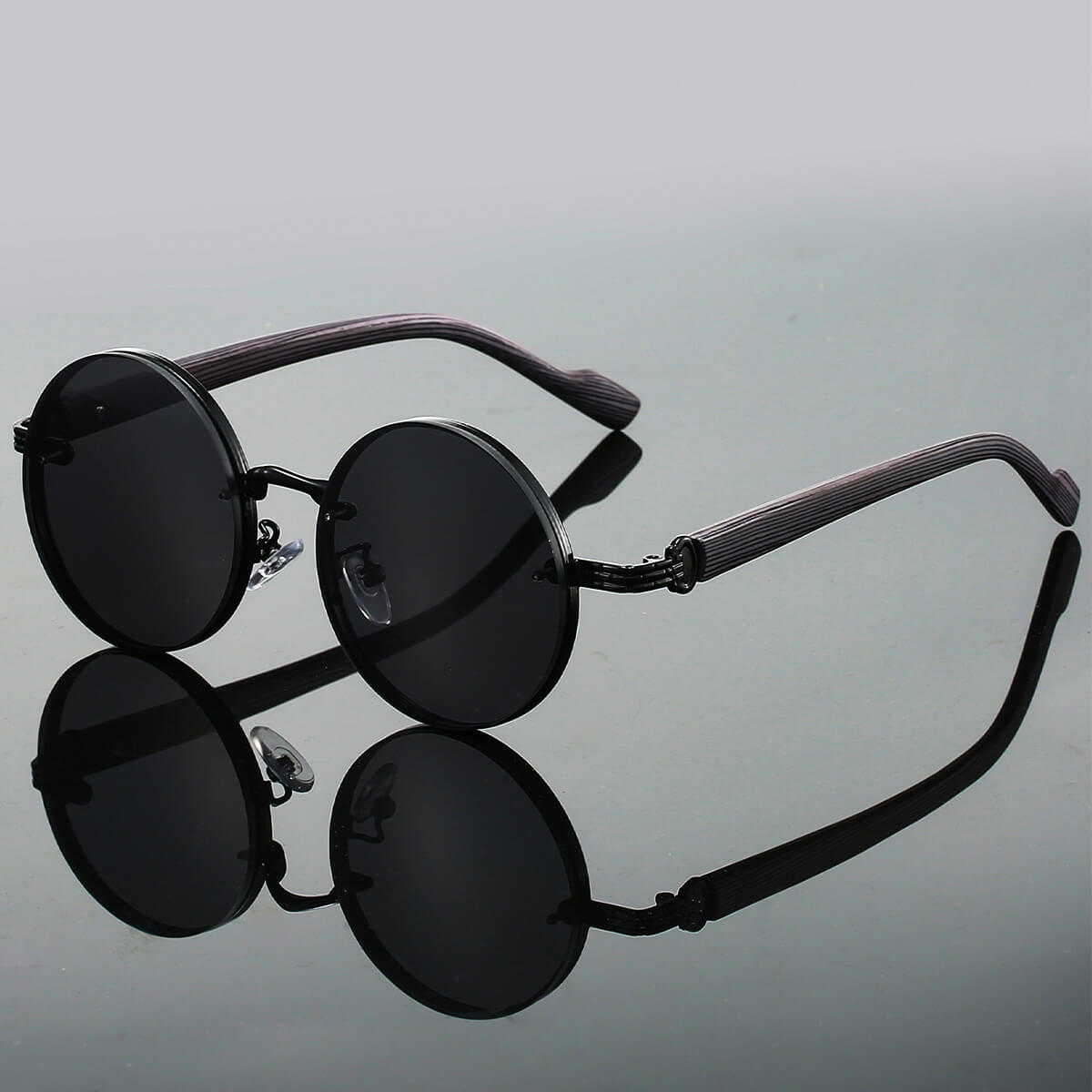 Gradient Lens Round Sunglasses for Men & Women – Everyday Style & Comfort