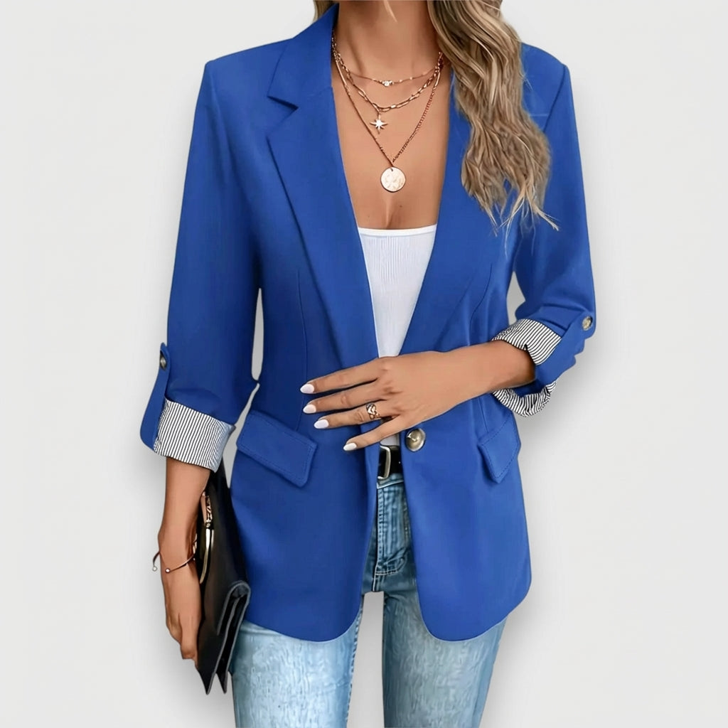 Women's Blazer – Tailored Fit – Single-Breasted – Classic Lapel – Versatile Style