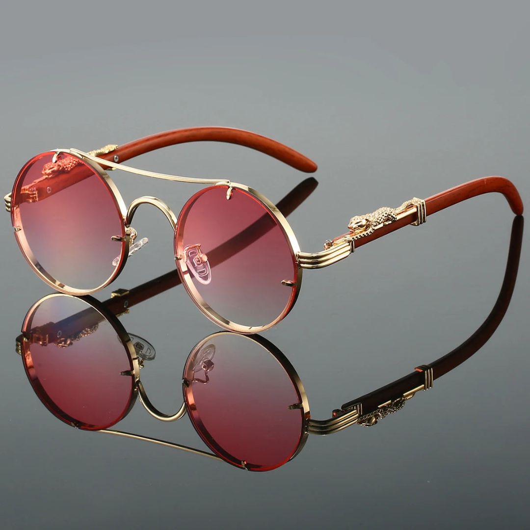 Round Frame Jaguar-Embellished Sunglasses – Bold & Timeless Style