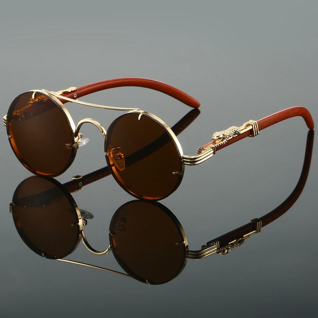 Round Frame Jaguar-Embellished Sunglasses – Bold & Timeless Style