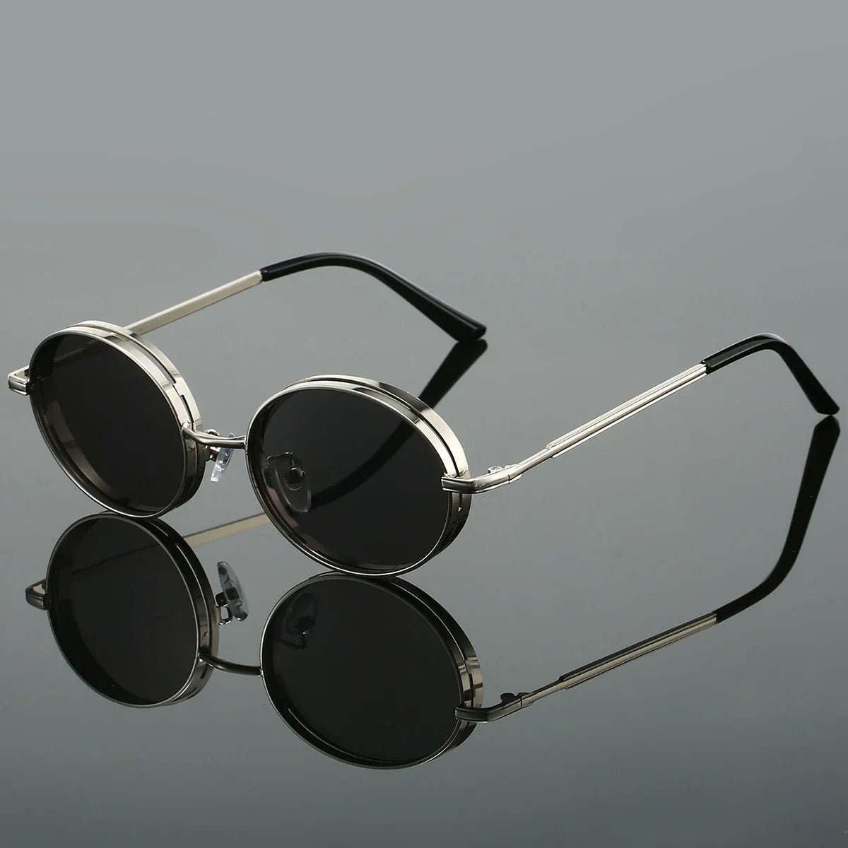 Thick-Frame Round Sunglasses – Gradient Lenses & Everyday Style