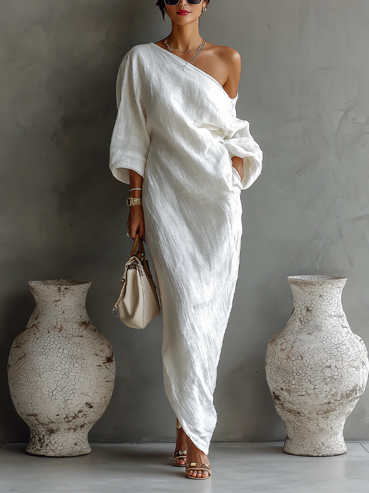 Elegant One-Shoulder Maxi Dress with Long Sleeve – Minimalist & Sophisticated
