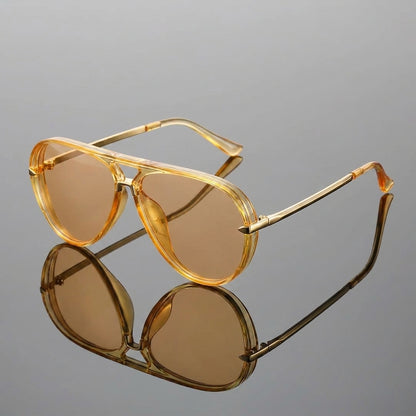 Classic Aviator Sunglasses – Lightweight & Stylish